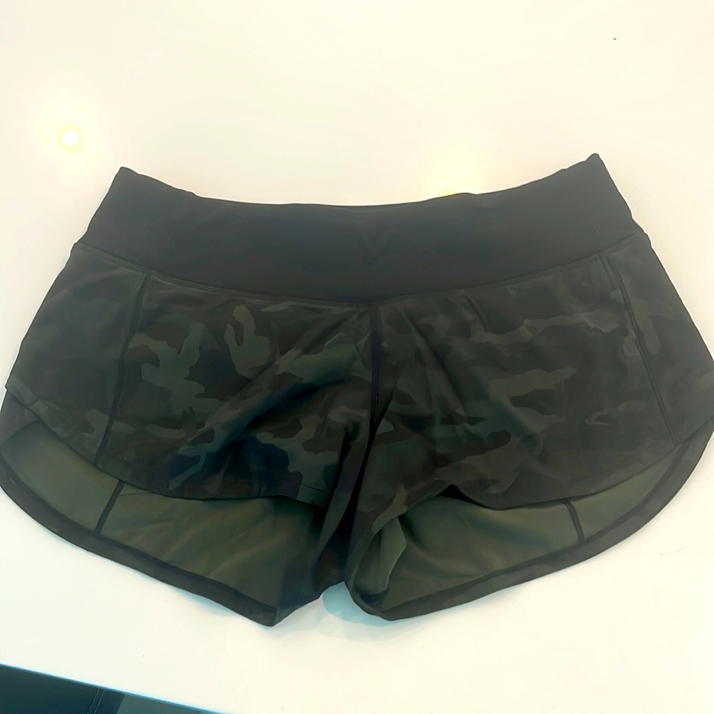 Lululemon Camo Running Shorts Size 4
